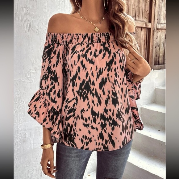 Boho allover print off shoulder flounce sleeve blouse - Picture 4 of 6